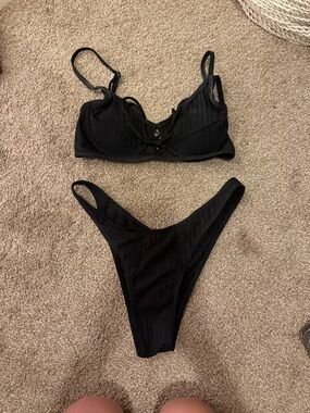 SHEIN Black Ribbed Lace-Up Bikini Set